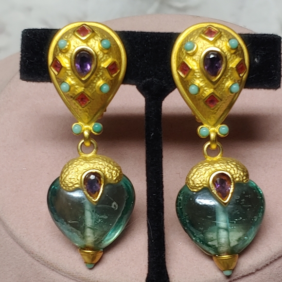 Vintage Leslie Block Etruscan Glass Earrings - Picture 5 of 10